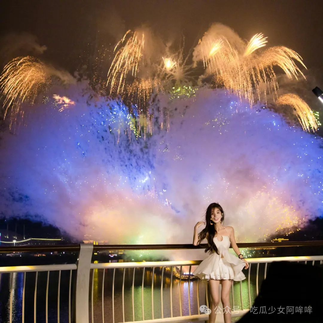 冯提莫素颜直播露出肚子上的妊娠纹,紧急辟谣:是减肥导致的皮太松弛,没生过!