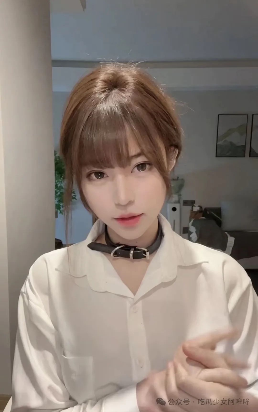 至臻版“周淑怡”称:拍摄毒液视频会火吗?网友:包的呀!建议圣诞节cos小鹿,太像了!