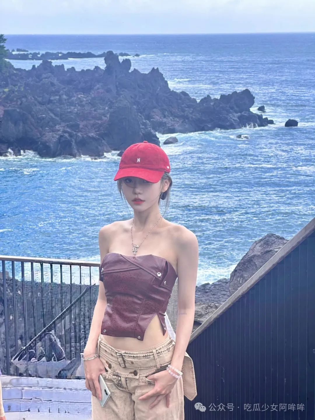 至臻版“周淑怡”称:拍摄毒液视频会火吗?网友:包的呀!建议圣诞节cos小鹿,太像了!