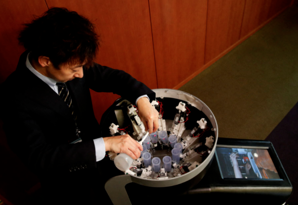 日本发明能舔出味道的屏幕,网友:我有个大胆的想法!