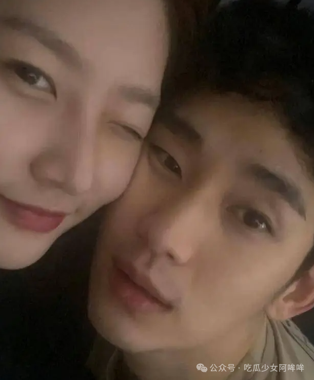 韩国童星15岁和大自己12岁顶流男星交往6年,直到25岁去世后,媒体曝光男星存在恋童癖?