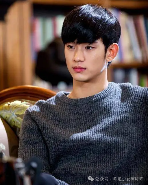 韩国童星15岁和大自己12岁顶流男星交往6年,直到25岁去世后,媒体曝光男星存在恋童癖?